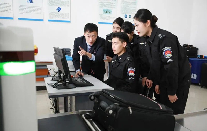 便于对照栏目动态与后续阅读